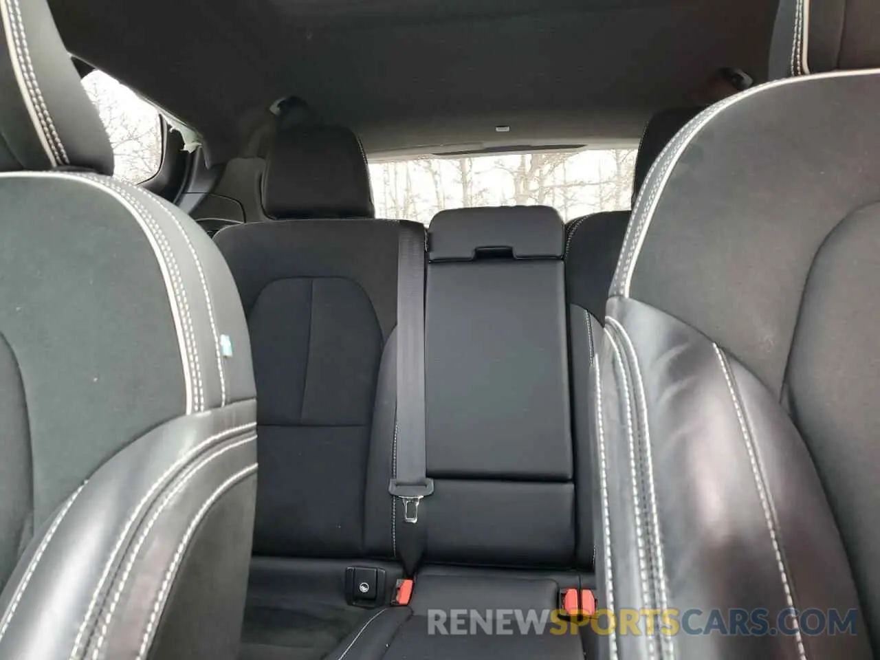 10 fotografías del automóvil dañado YV4162UM7M2565137 VOLVO XC40 2021