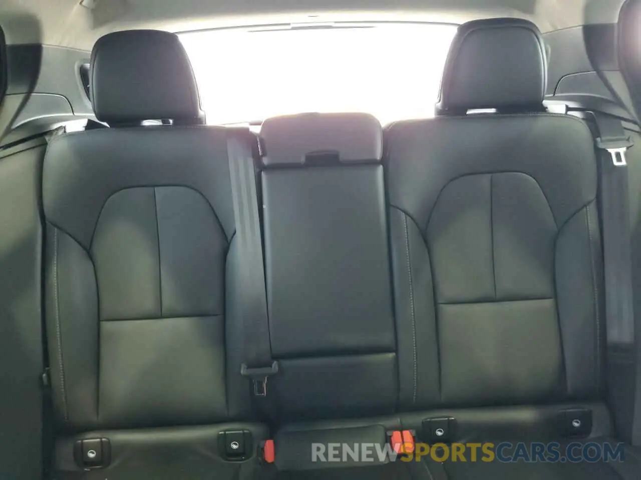 10 fotografías del automóvil dañado YV4AC2HK8M2581963 VOLVO XC40 2021
