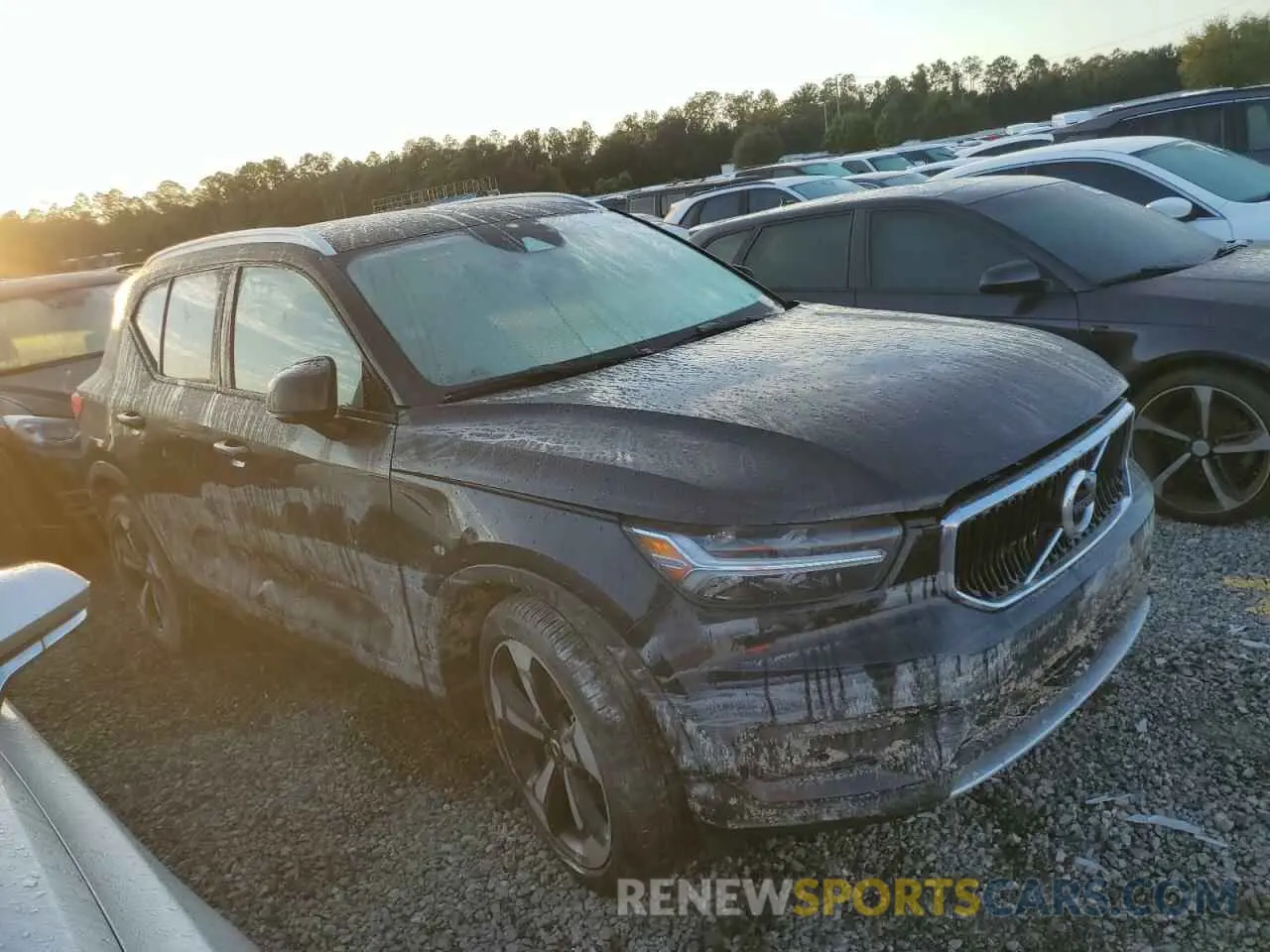 4 fotografías del automóvil dañado YV4AC2HKXM2430316 VOLVO XC40 2021