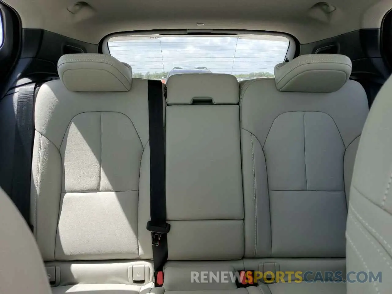 10 fotografías del automóvil dañado YV4AC2HL7M2598441 VOLVO XC40 2021