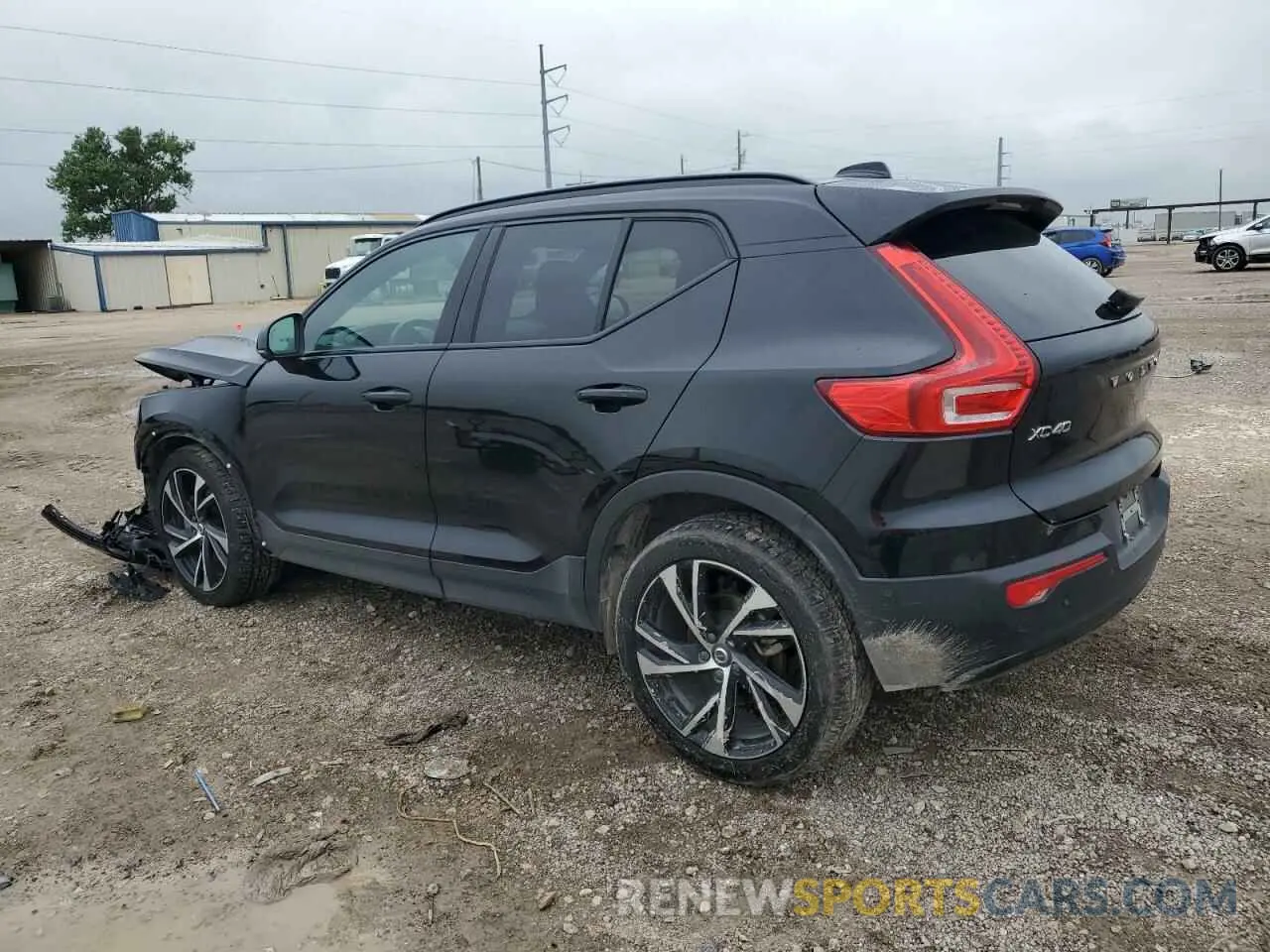 2 fotografías del automóvil dañado YV4AC2HM9M2561819 VOLVO XC40 2021