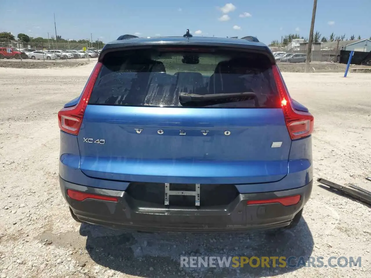 6 fotografías del automóvil dañado YV4ED3UR2M2558167 VOLVO XC40 2021