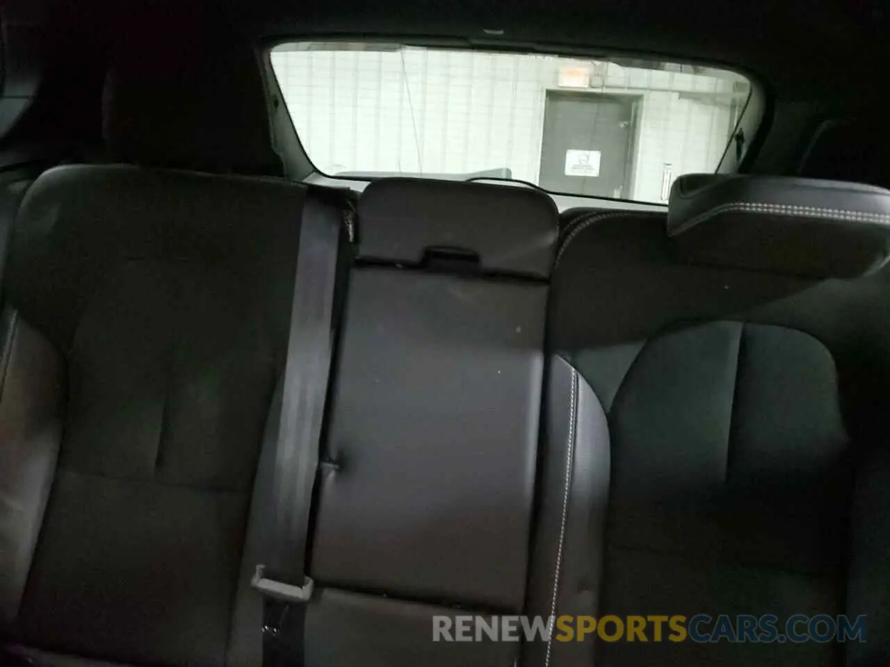 10 fotografías del automóvil dañado YV4ED3UR3M2533813 VOLVO XC40 2021