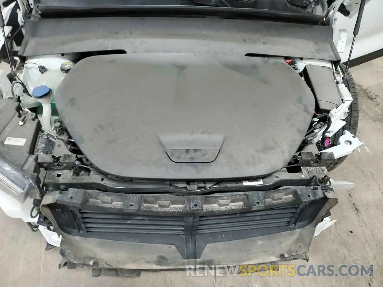 12 fotografías del automóvil dañado YV4ED3UR3M2533813 VOLVO XC40 2021
