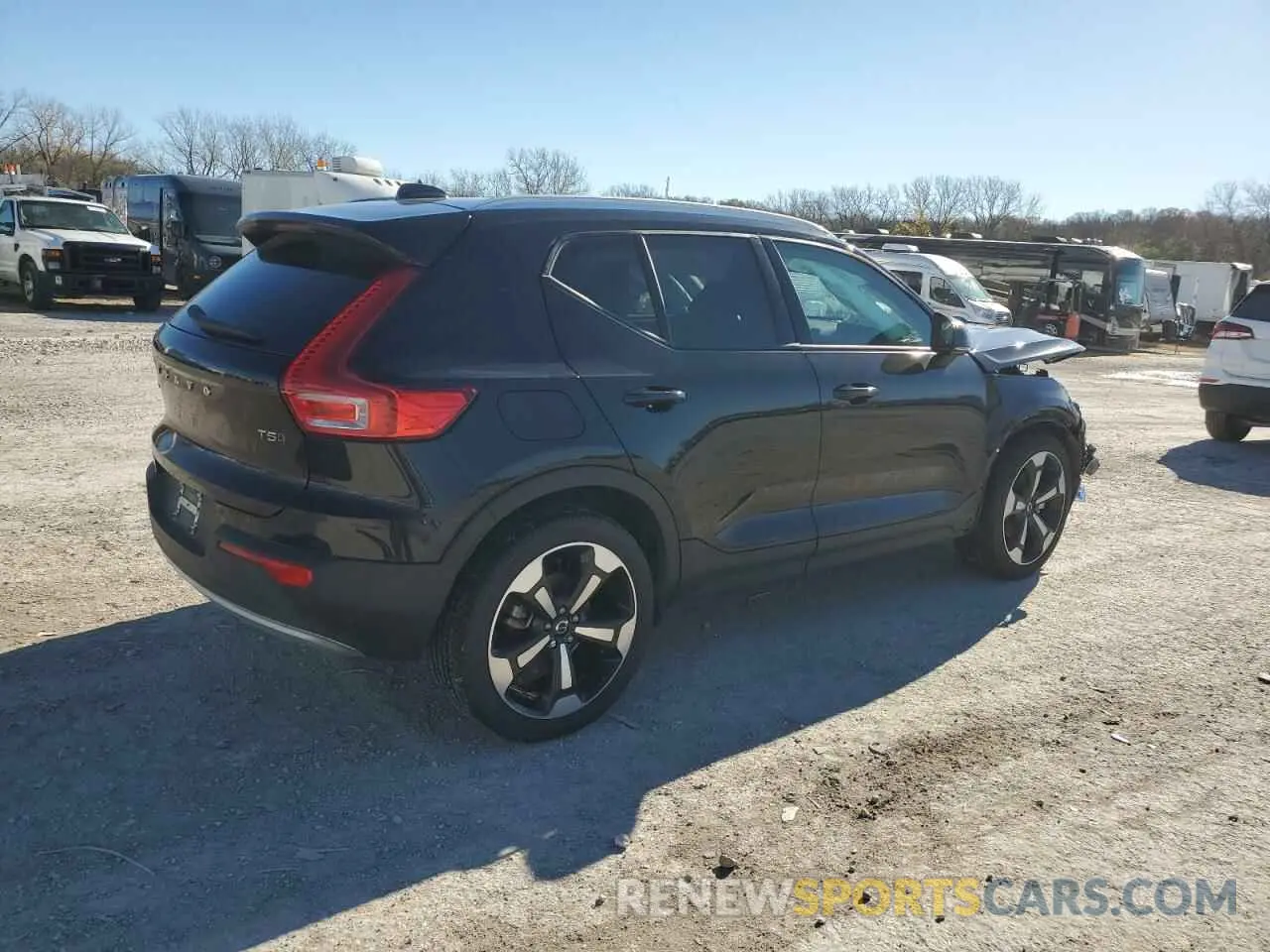 3 fotografías del automóvil dañado YV4162UK5N2640434 VOLVO XC40 2022