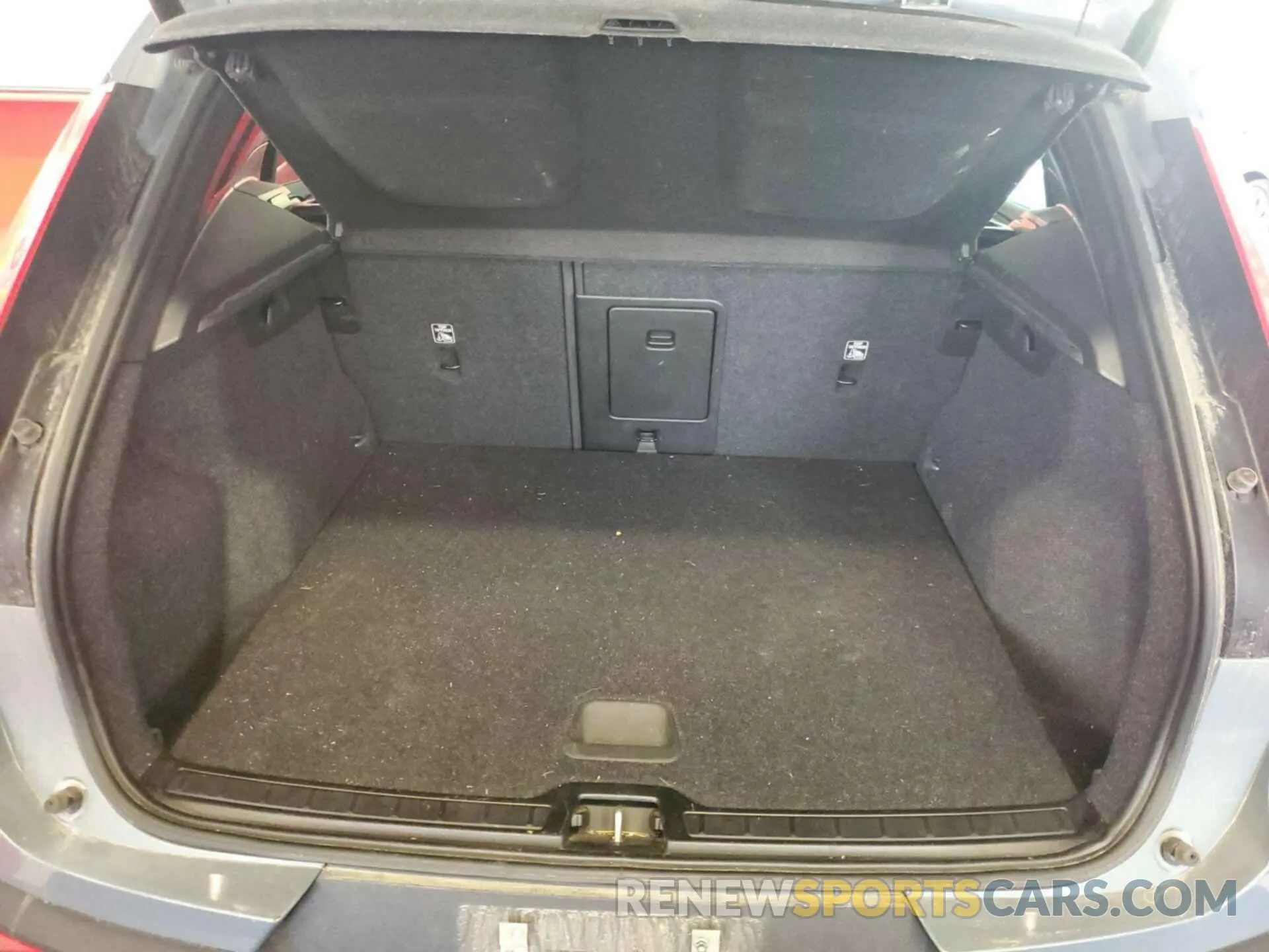 17 fotografías del automóvil dañado YV4162UK7N2764639 VOLVO XC40 2022