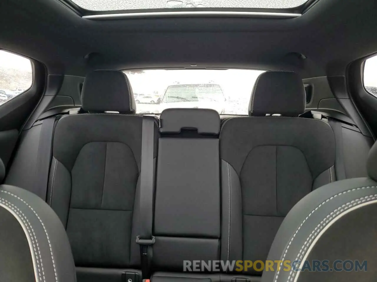 10 fotografías del automóvil dañado YV4162UM3N2647058 VOLVO XC40 2022