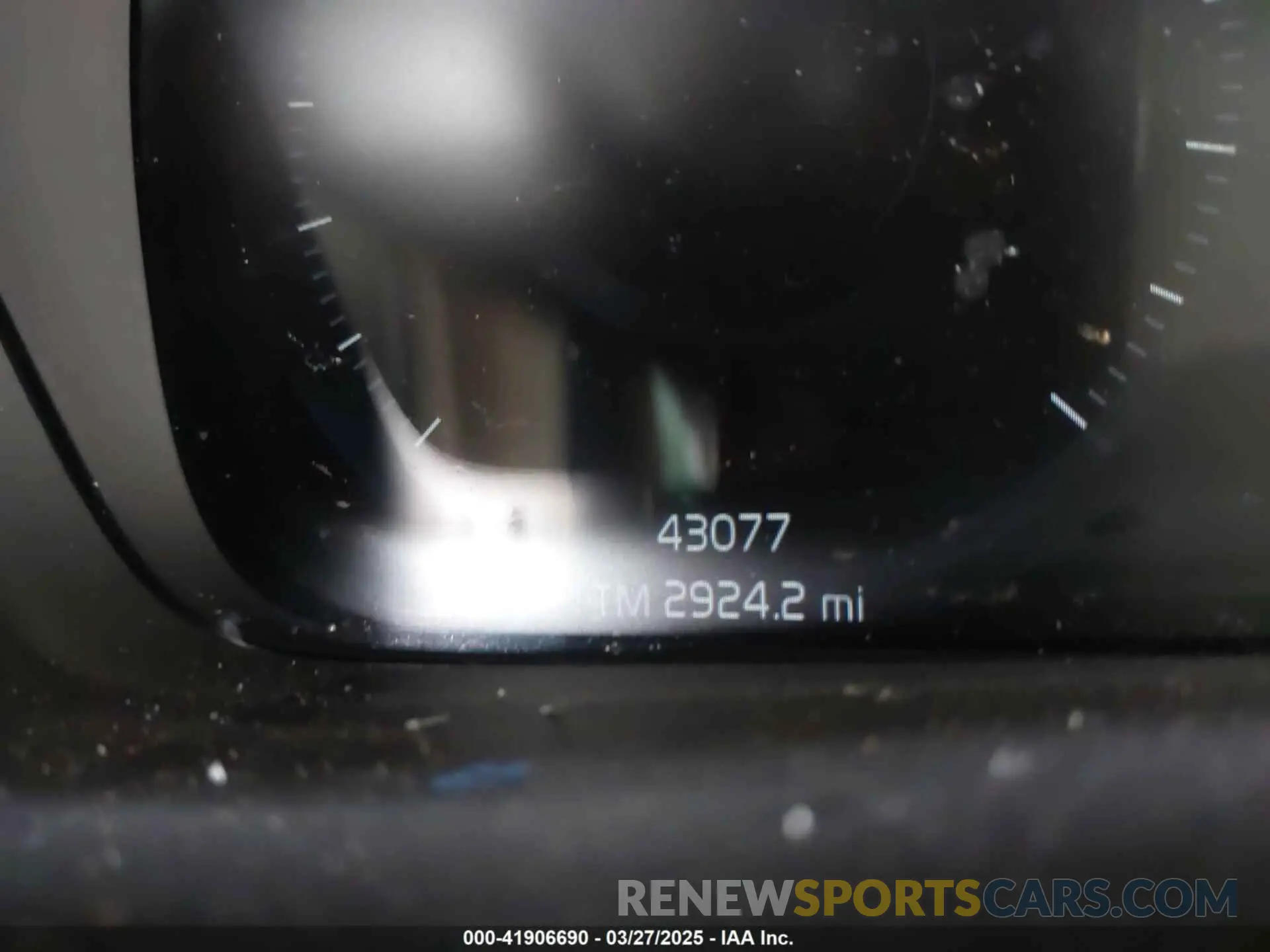 14 fotografías del automóvil dañado YV4162UM4N2722947 VOLVO XC40 2022