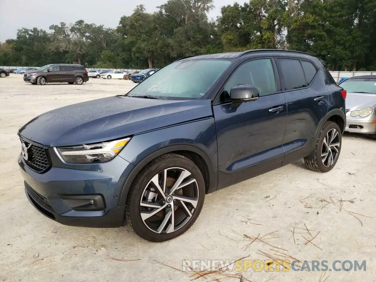 1 fotografías del automóvil dañado YV4162UM7N2647063 VOLVO XC40 2022