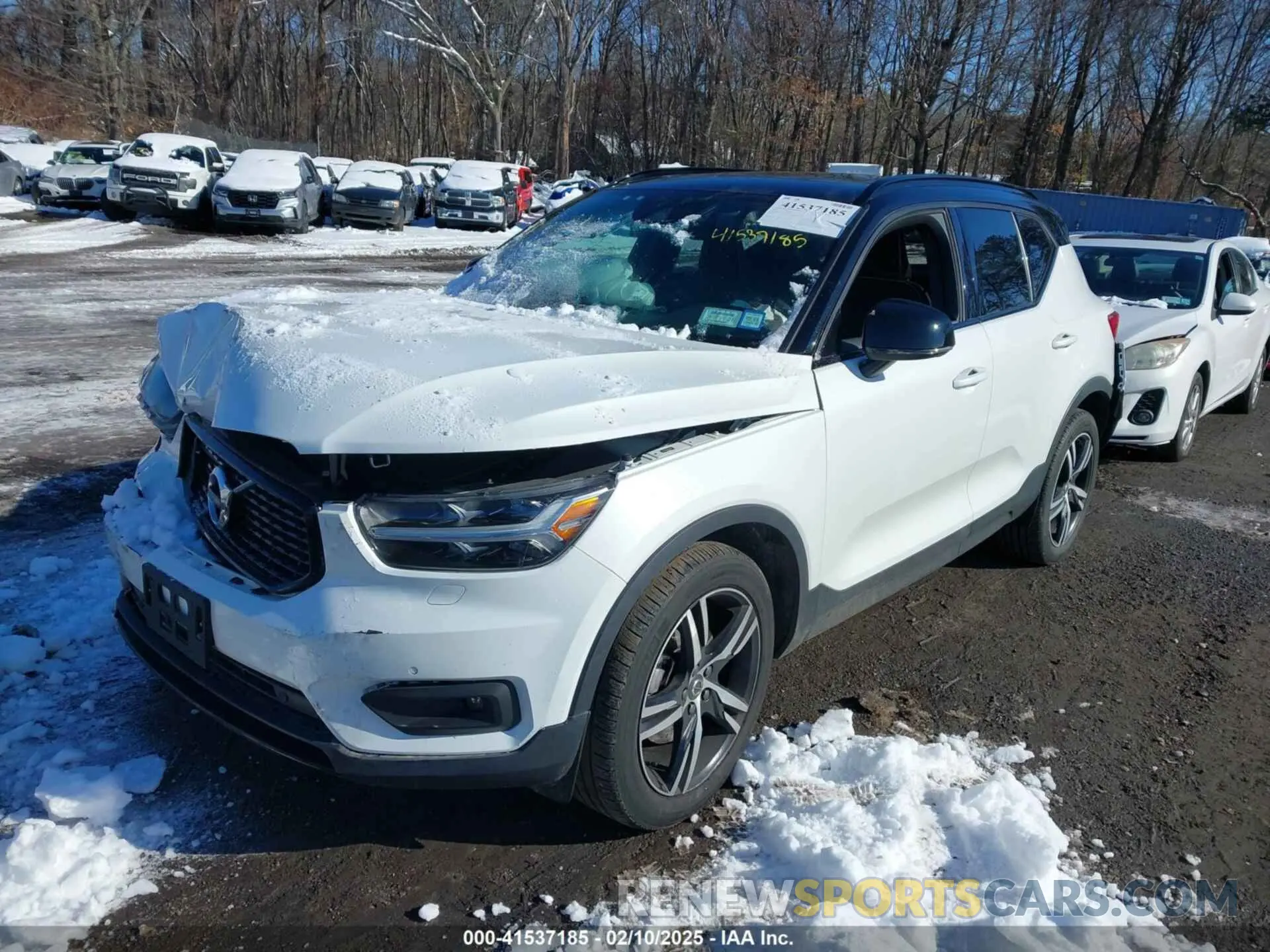 2 fotografías del automóvil dañado YV4162UM7N2730895 VOLVO XC40 2022
