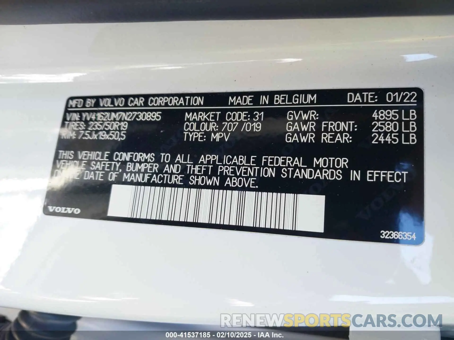 9 fotografías del automóvil dañado YV4162UM7N2730895 VOLVO XC40 2022