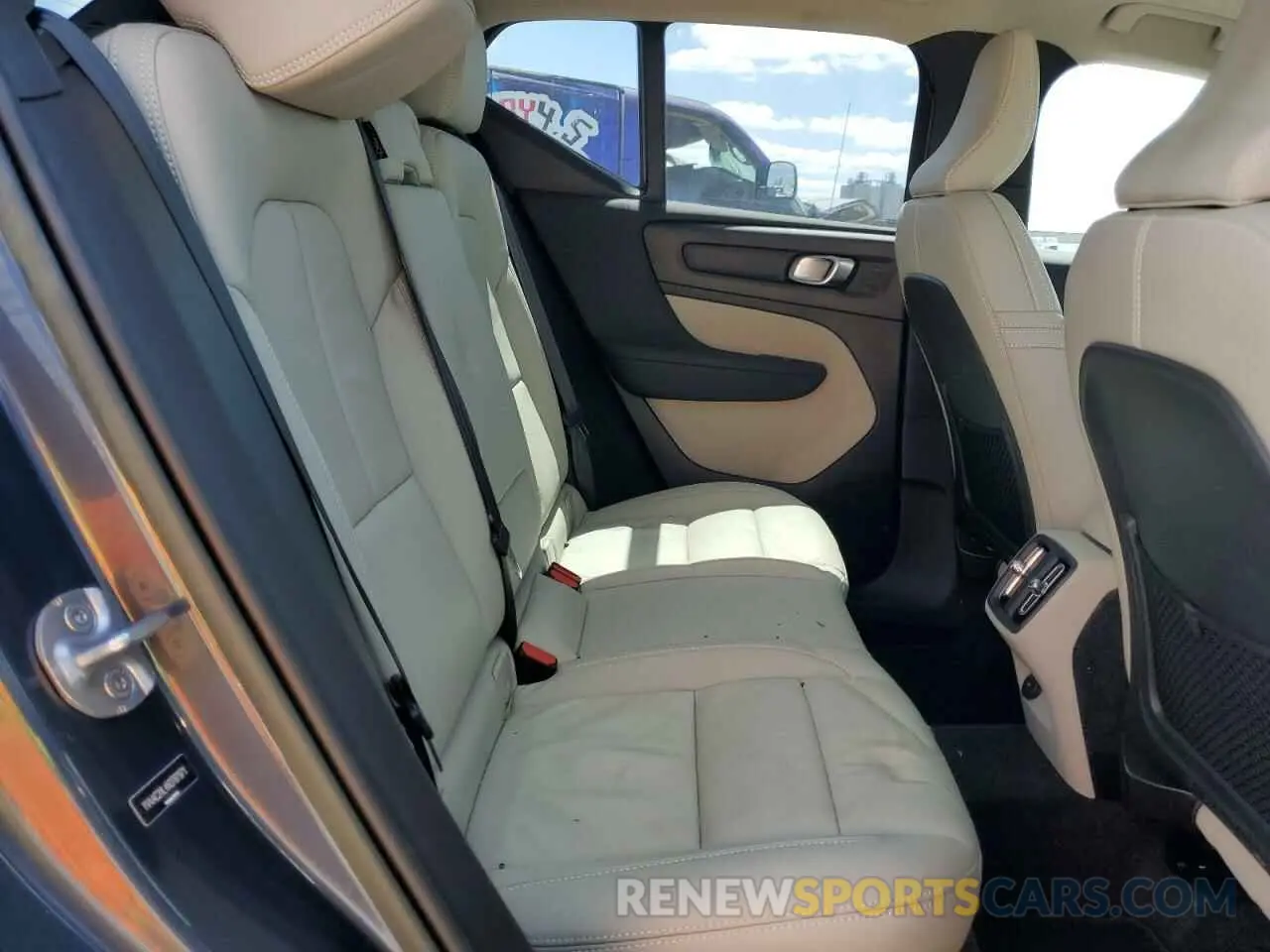 12 fotografías del automóvil dañado YV4AC2HL4N2787971 VOLVO XC40 2022