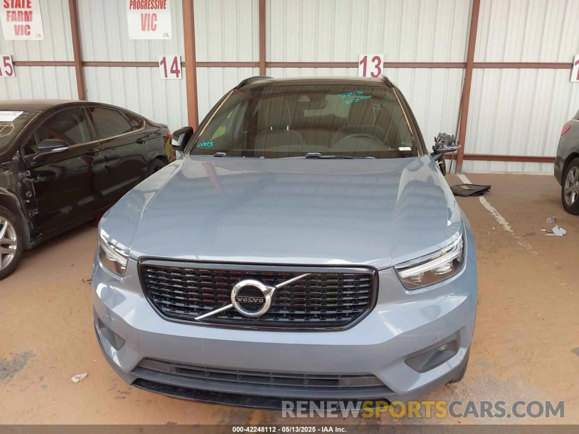 12 fotografías del automóvil dañado YV4AC2HM4N2655950 VOLVO XC40 2022