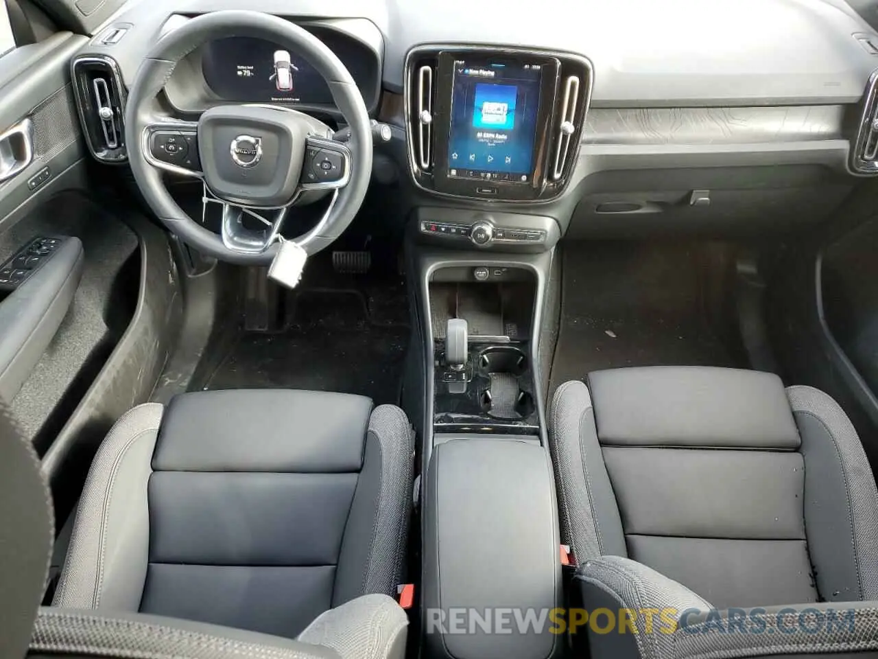 8 fotografías del automóvil dañado YV4ED3UK8P2044198 VOLVO XC40 2023