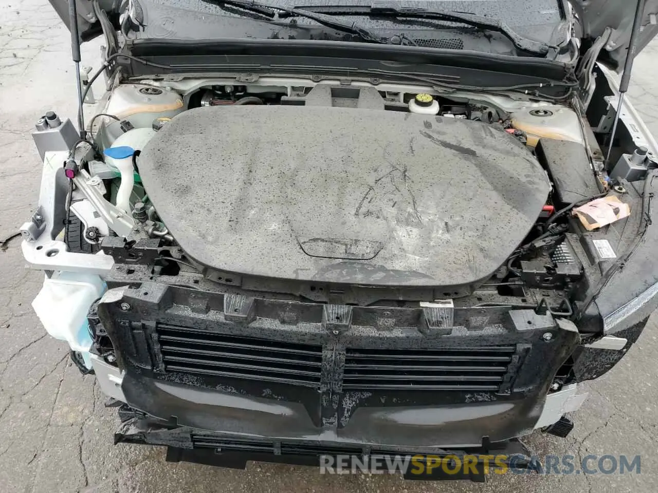 12 fotografías del automóvil dañado YV4ED3UM7P2946892 VOLVO XC40 2023