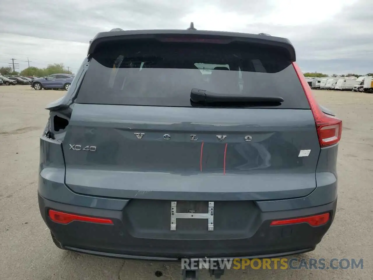 6 fotografías del automóvil dañado YV4ED3UM8P2961627 VOLVO XC40 2023