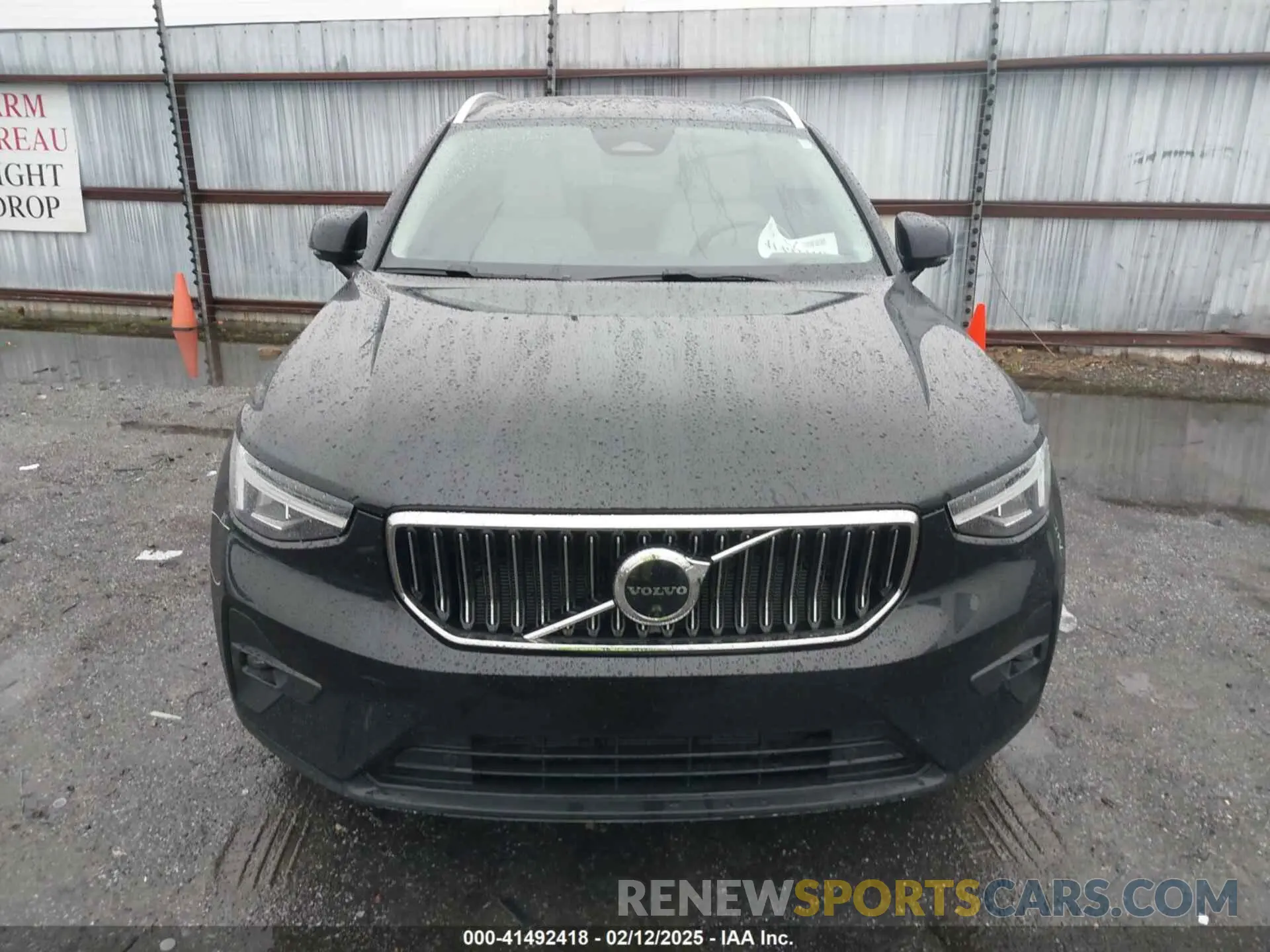 13 fotografías del automóvil dañado YV4K92HN3P2974545 VOLVO XC40 2023