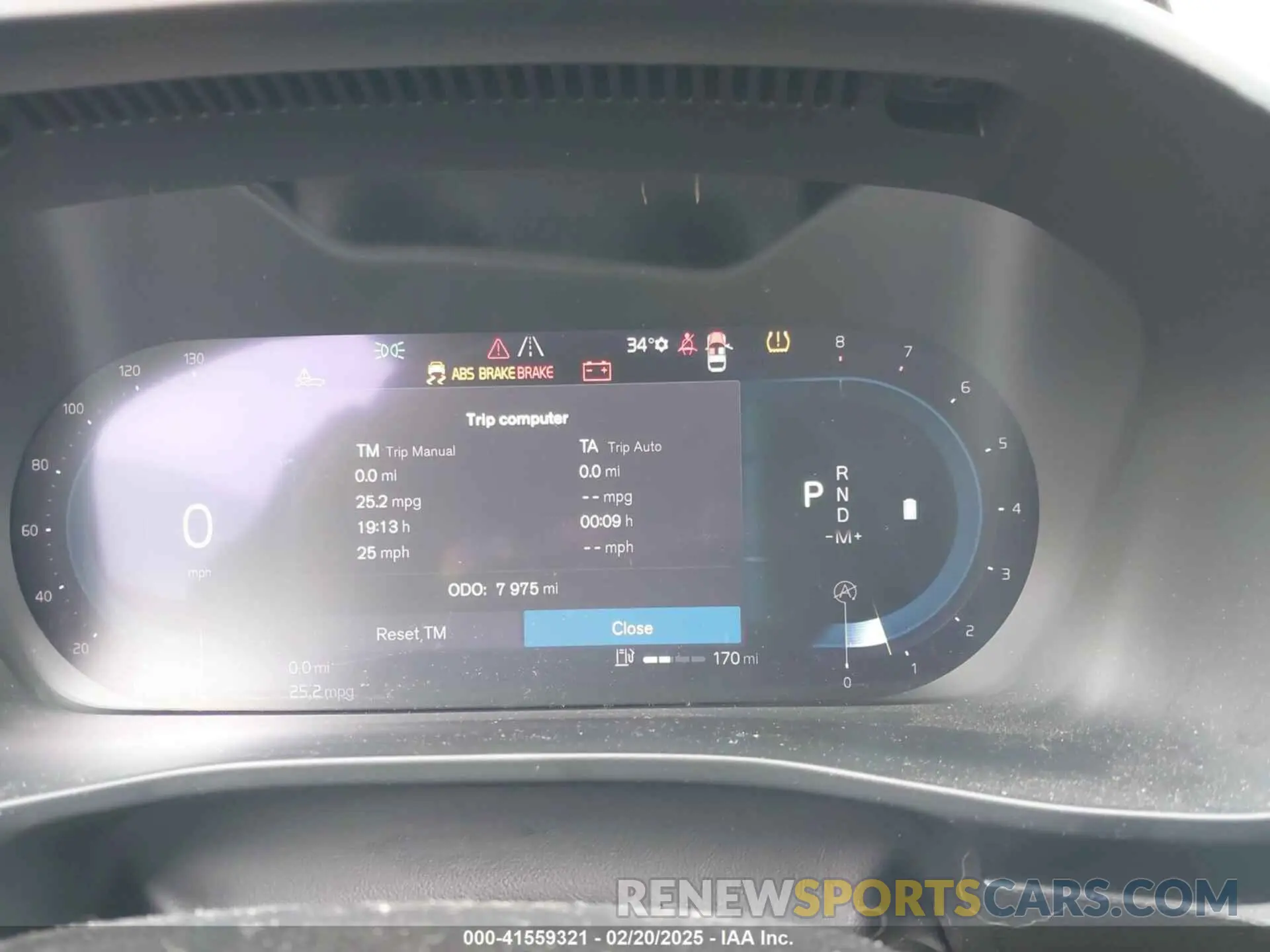 15 fotografías del automóvil dañado YV4L12UN4P2989427 VOLVO XC40 2023