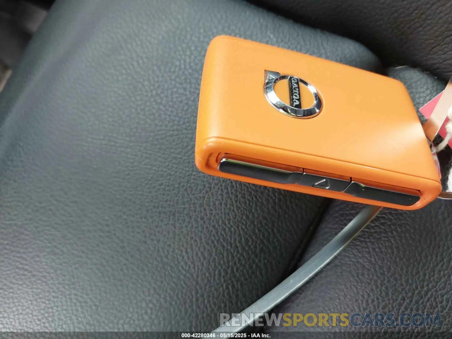 11 fotografías del automóvil dañado YV4L12UN9P2927523 VOLVO XC40 2023