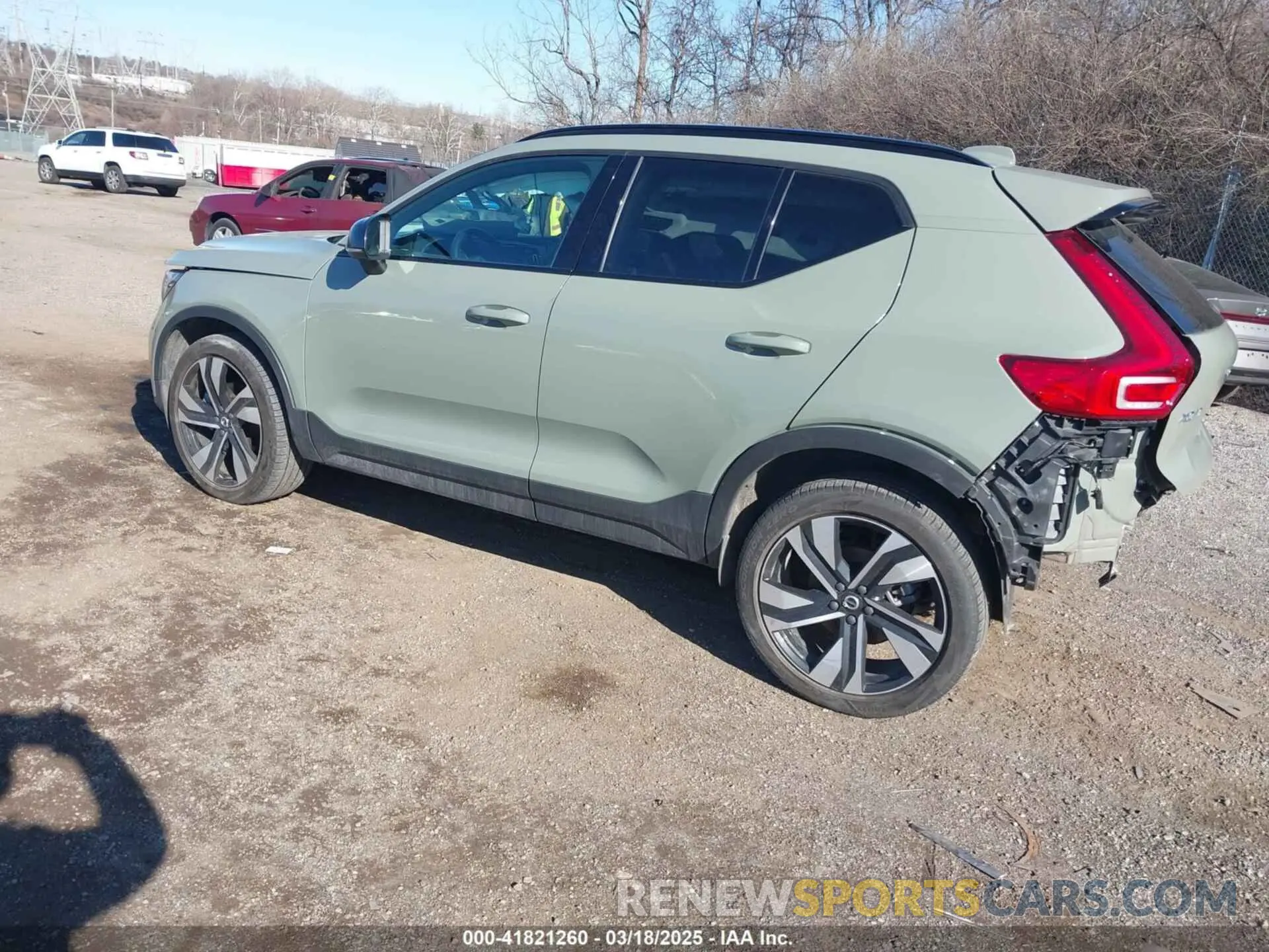 3 fotografías del automóvil dañado YV4L12UW2P2993033 VOLVO XC40 2023
