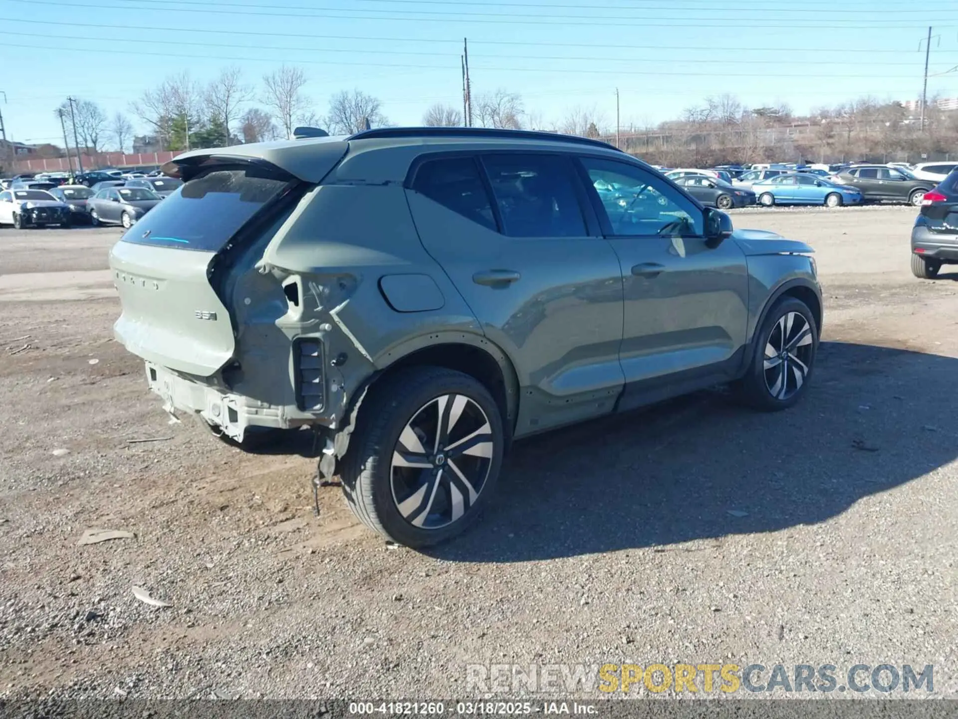 4 fotografías del automóvil dañado YV4L12UW2P2993033 VOLVO XC40 2023