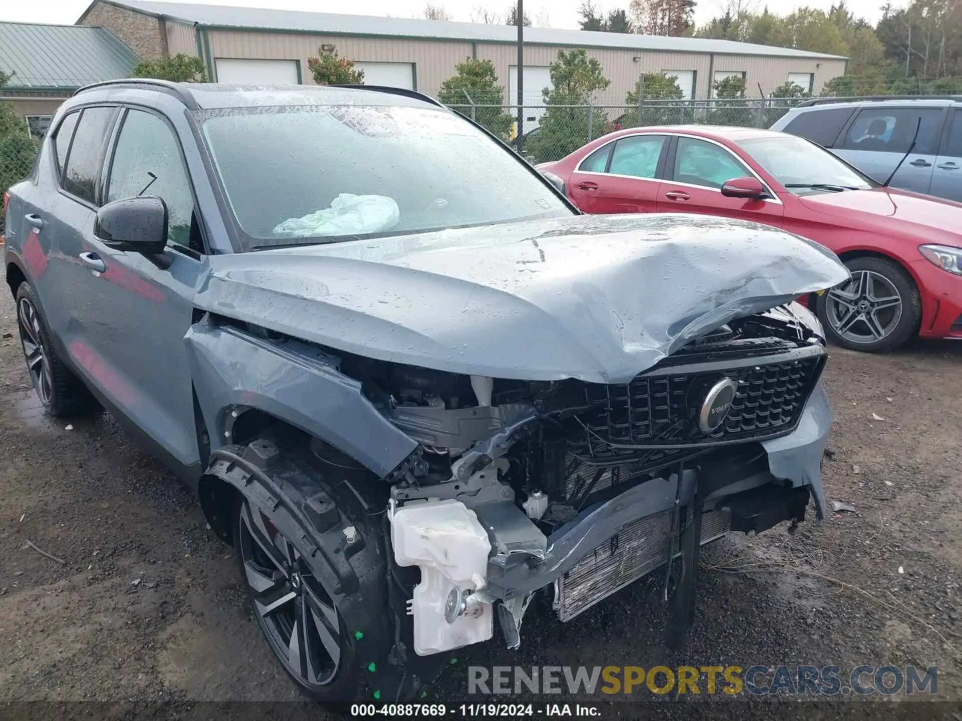 6 fotografías del automóvil dañado YV4L12UX6P2910597 VOLVO XC40 2023