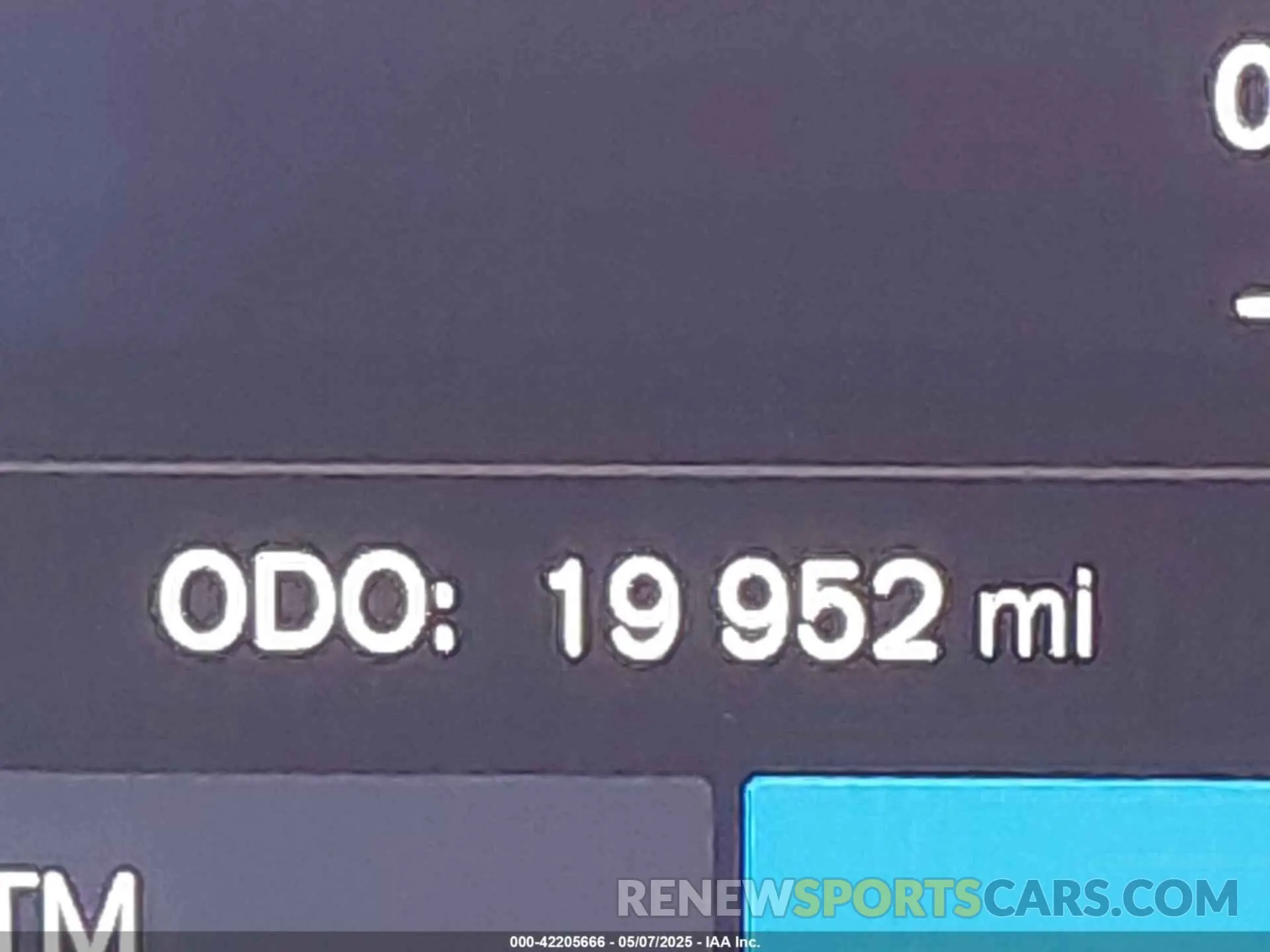 15 fotografías del automóvil dañado YV4L12UX9P2952245 VOLVO XC40 2023