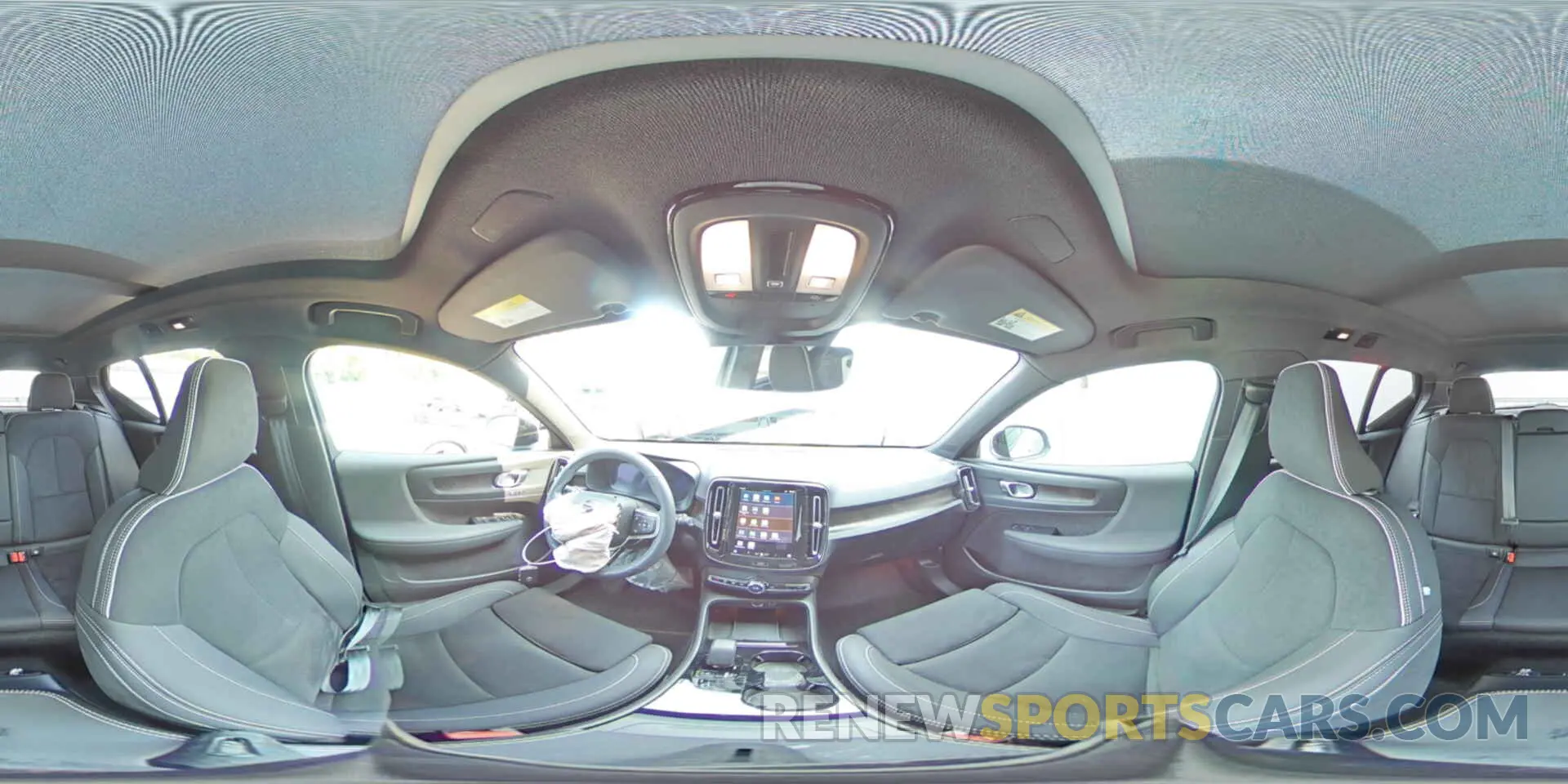 15 fotografías del automóvil dañado YV4EH3HL0R2289281 VOLVO XC40 2024