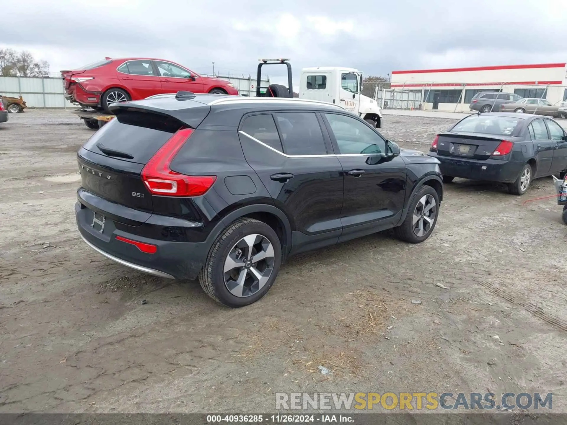 4 fotografías del automóvil dañado YV4L12UE9R2207612 VOLVO XC40 2024