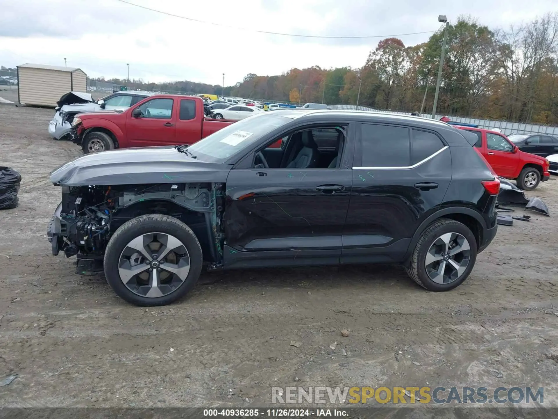 6 fotografías del automóvil dañado YV4L12UE9R2207612 VOLVO XC40 2024