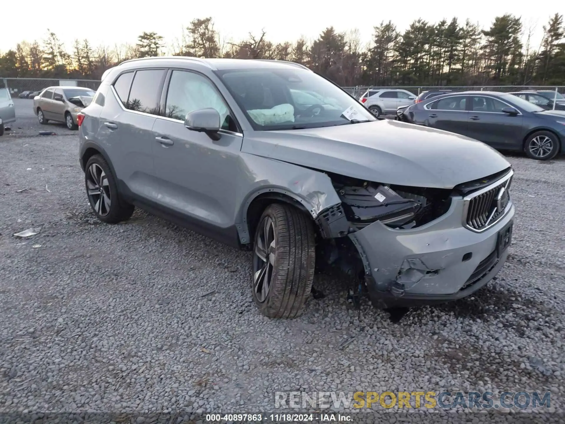 1 fotografías del automóvil dañado YV4L12UF4R2300269 VOLVO XC40 2024