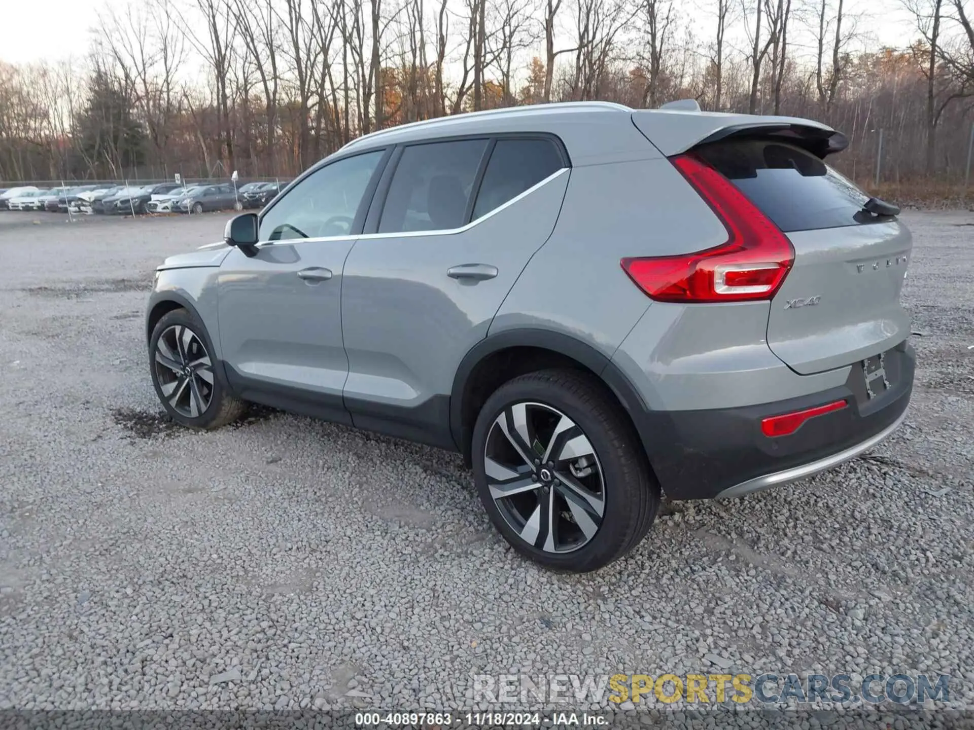 3 fotografías del automóvil dañado YV4L12UF4R2300269 VOLVO XC40 2024