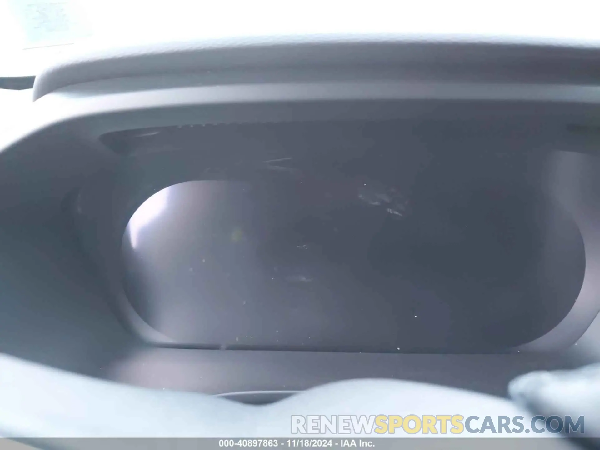 7 fotografías del automóvil dañado YV4L12UF4R2300269 VOLVO XC40 2024