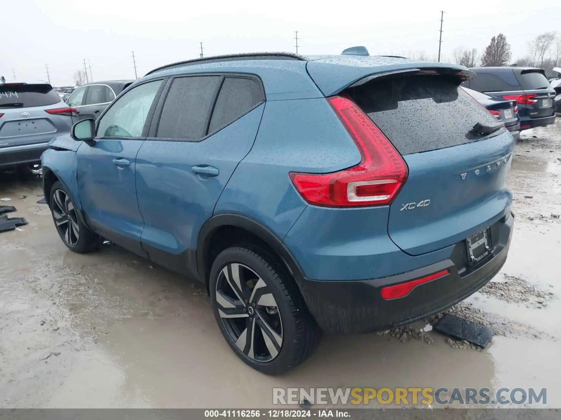 3 fotografías del automóvil dañado YV4L12UL2R2359133 VOLVO XC40 2024