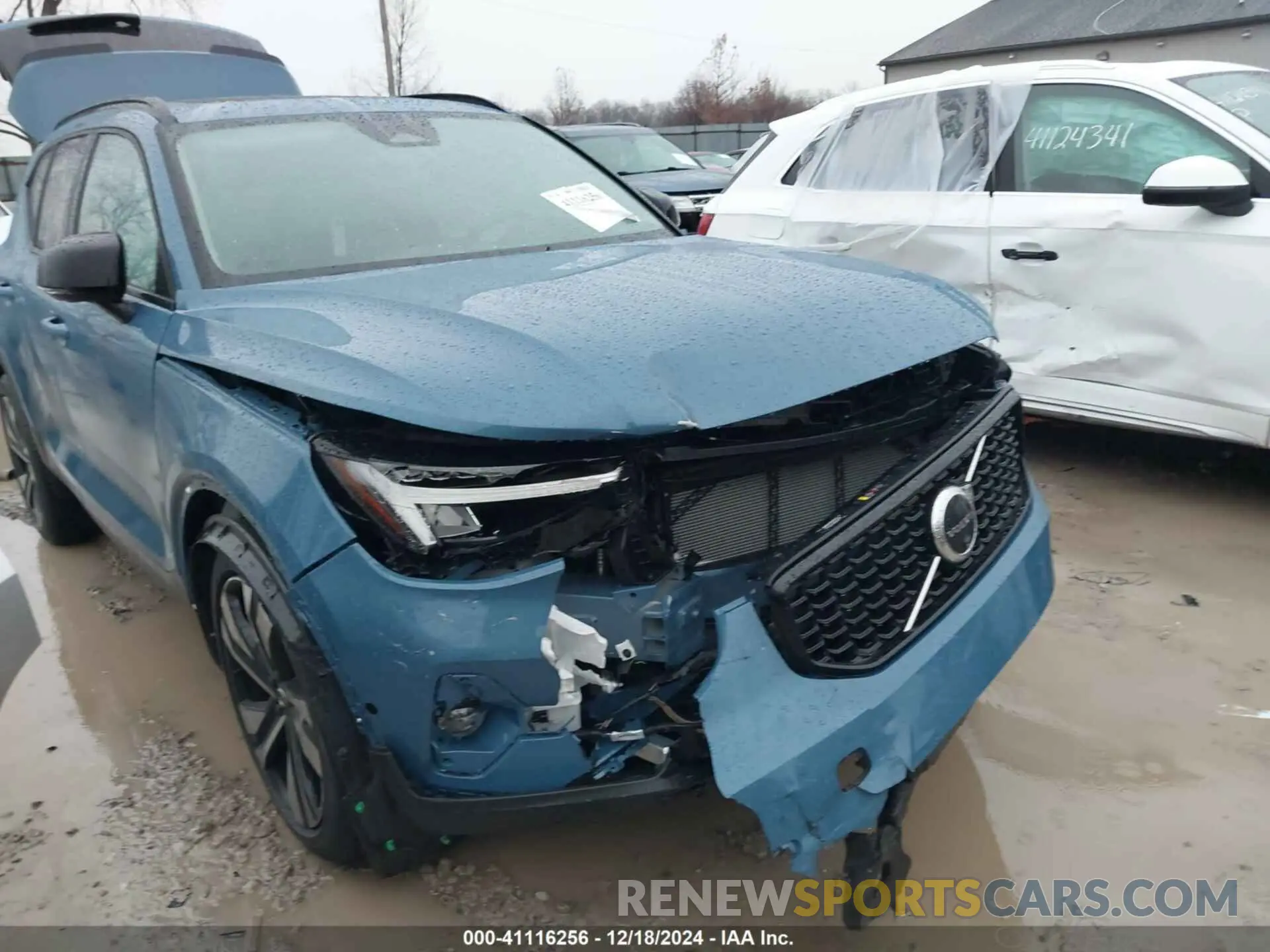 6 fotografías del automóvil dañado YV4L12UL2R2359133 VOLVO XC40 2024
