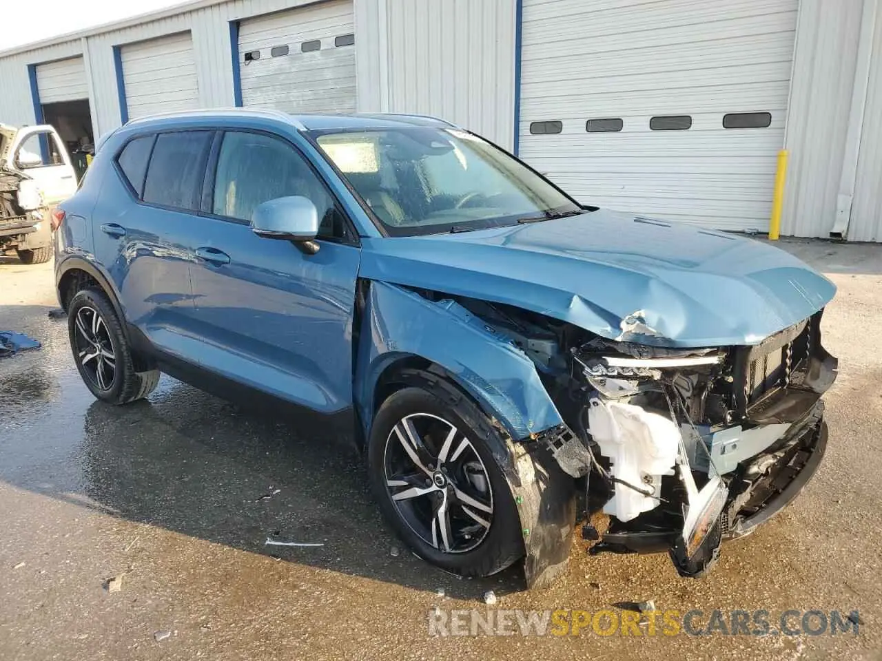 4 fotografías del automóvil dañado YV4K92HK5P2921416 VOLVO XC40 CORE 2023
