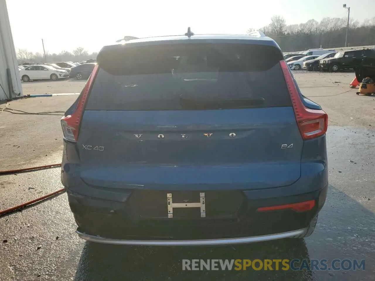 6 fotografías del automóvil dañado YV4K92HK5P2921416 VOLVO XC40 CORE 2023