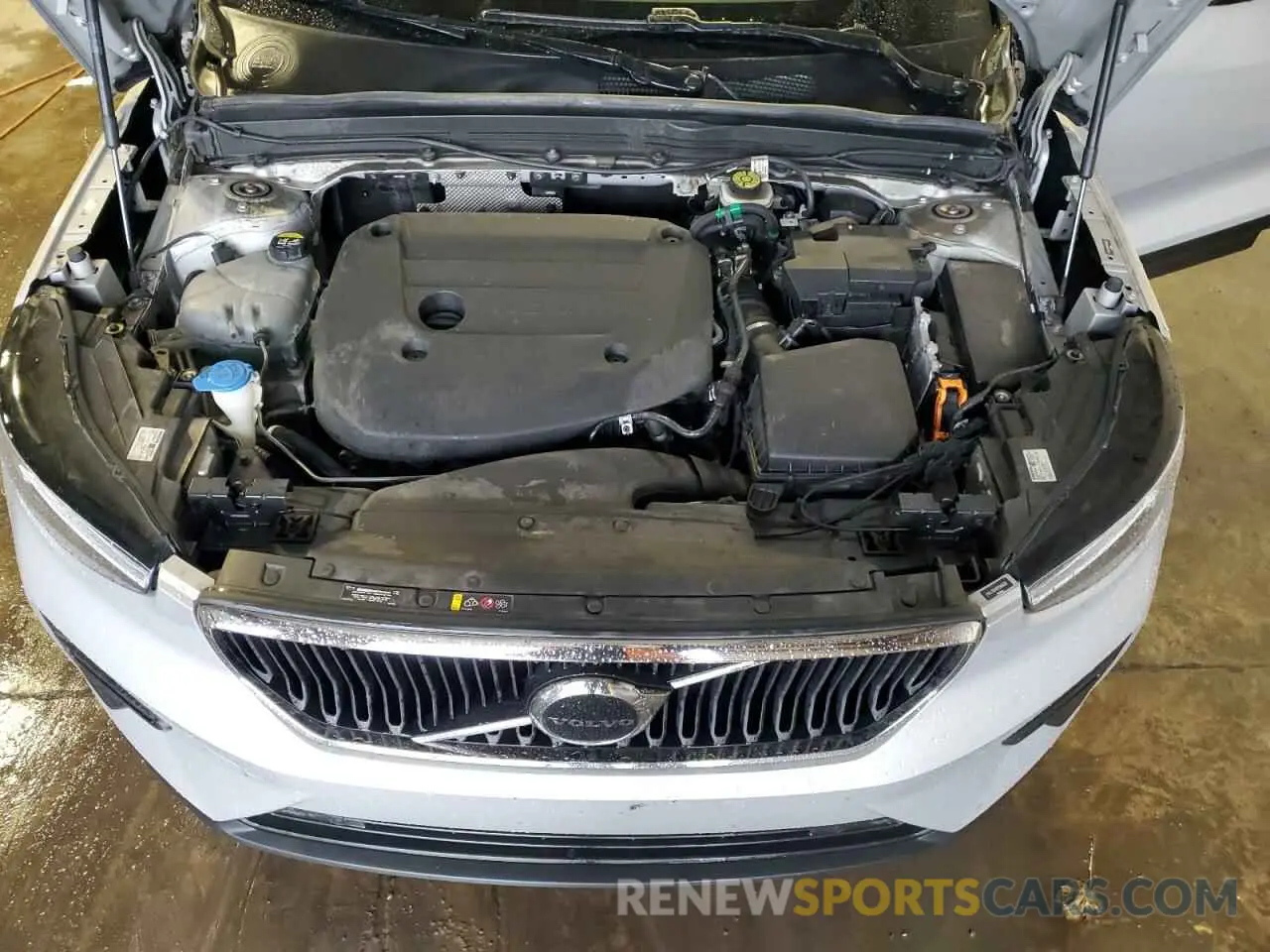 12 fotografías del automóvil dañado YV4L12UK8P2964620 VOLVO XC40 CORE 2023