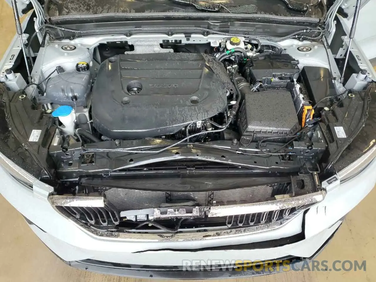 11 fotografías del automóvil dañado YV4L12UK0R2285024 VOLVO XC40 CORE 2024
