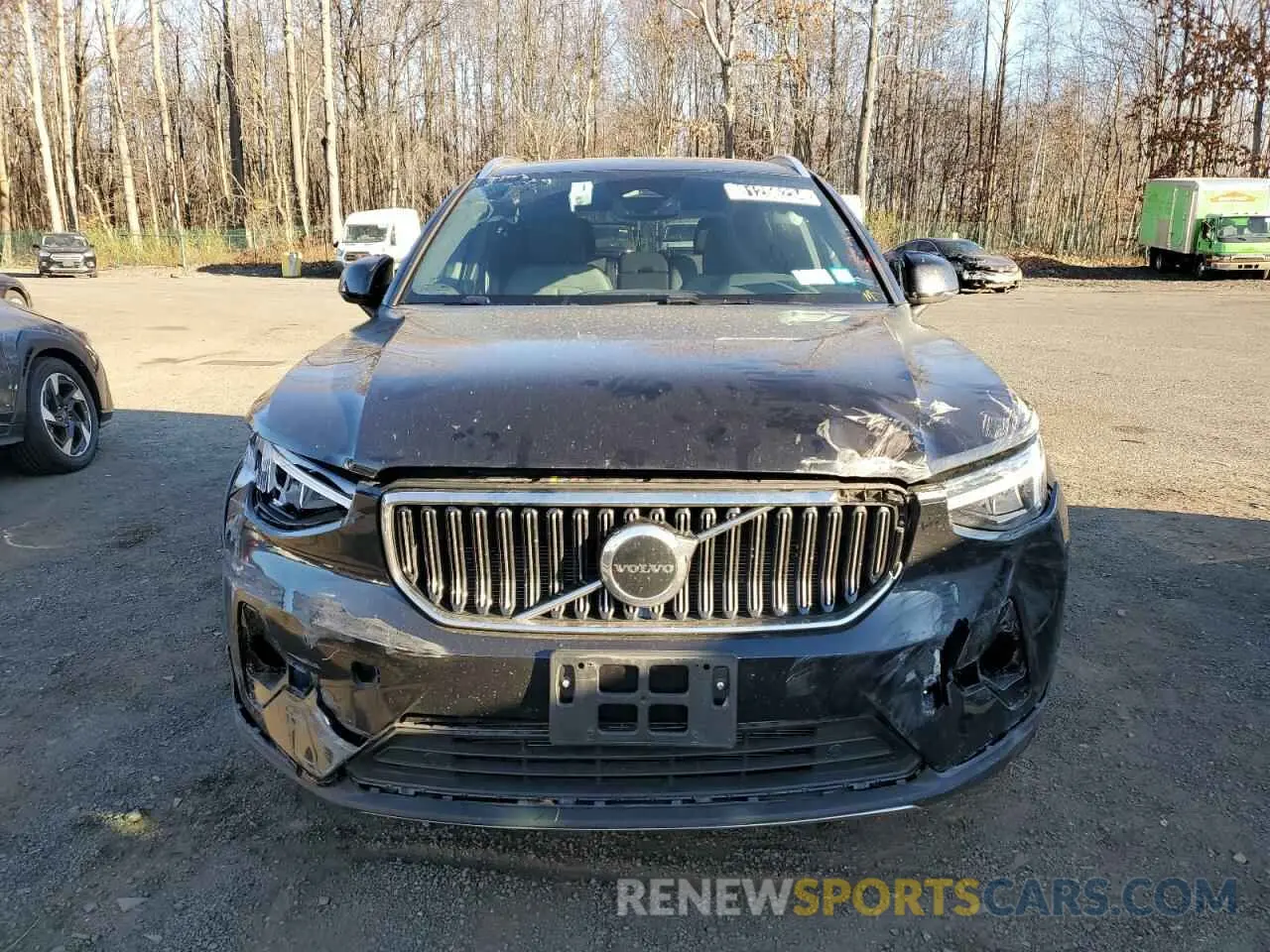 5 fotografías del automóvil dañado YV4L12UK0R2336862 VOLVO XC40 CORE 2024