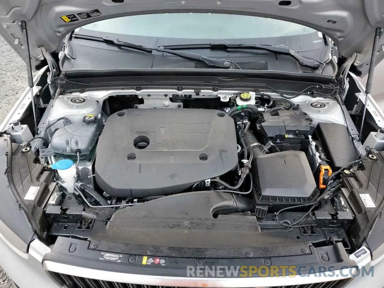 12 fotografías del automóvil dañado YV4L12UK3R2343188 VOLVO XC40 CORE 2024