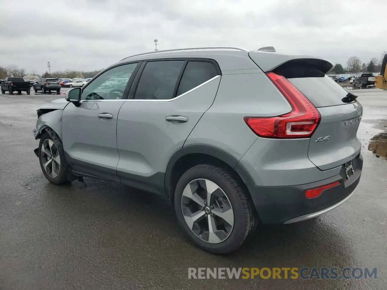 2 fotografías del automóvil dañado YV4L12UJ3S2473453 VOLVO XC40 CORE 2025