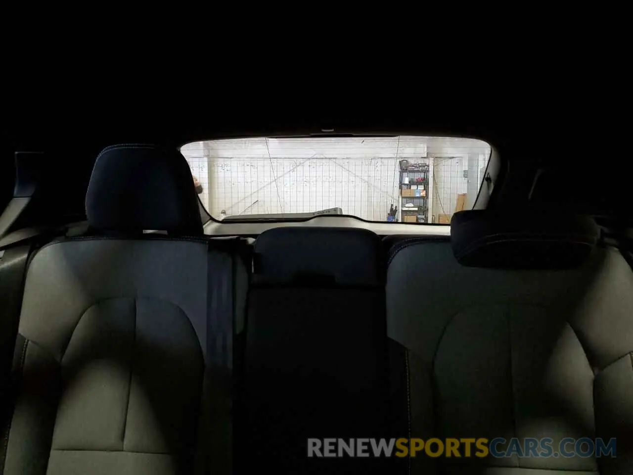 10 fotografías del automóvil dañado YV4L12UJ4S2520845 VOLVO XC40 CORE 2025