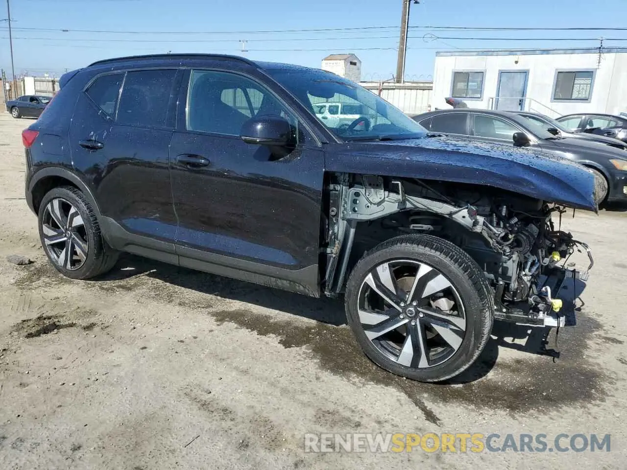 4 fotografías del automóvil dañado YV4L12UL0P2052668 VOLVO XC40 PLUS 2023
