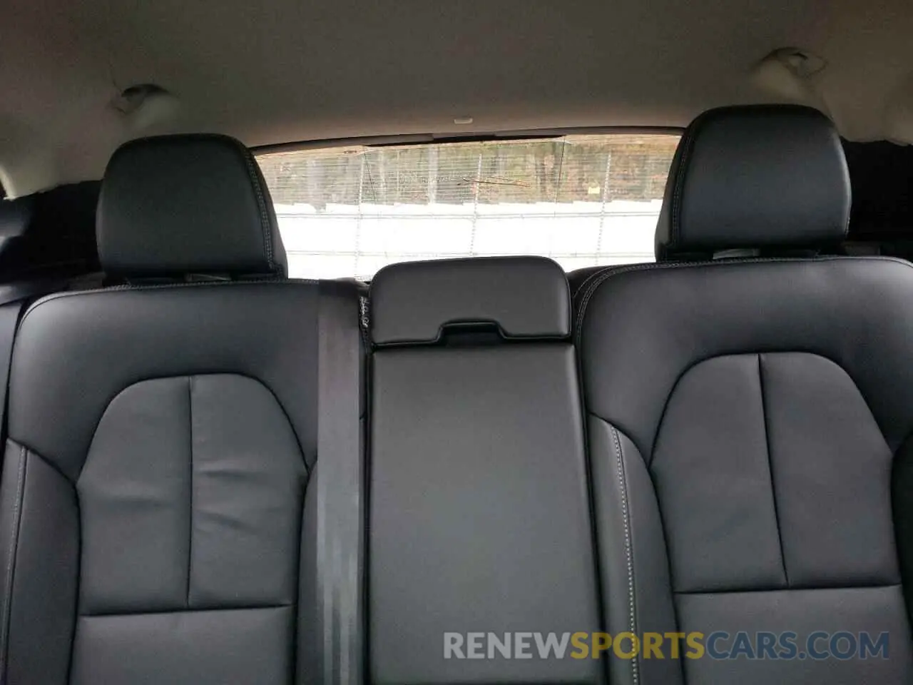 10 fotografías del automóvil dañado YV4L12UN4P2078384 VOLVO XC40 PLUS 2023