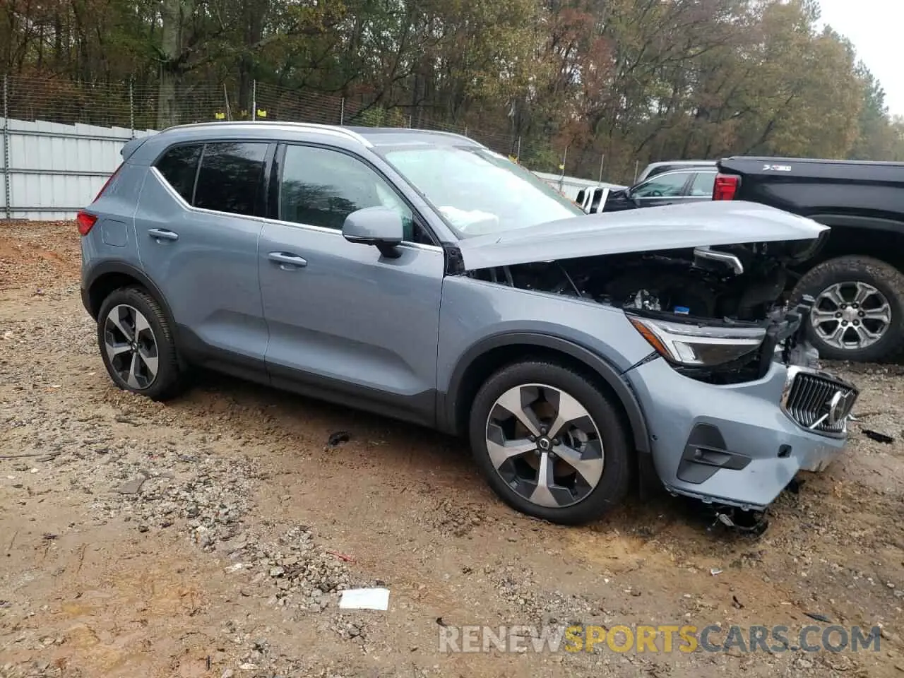 4 fotografías del automóvil dañado YV4L12UN4P2078384 VOLVO XC40 PLUS 2023