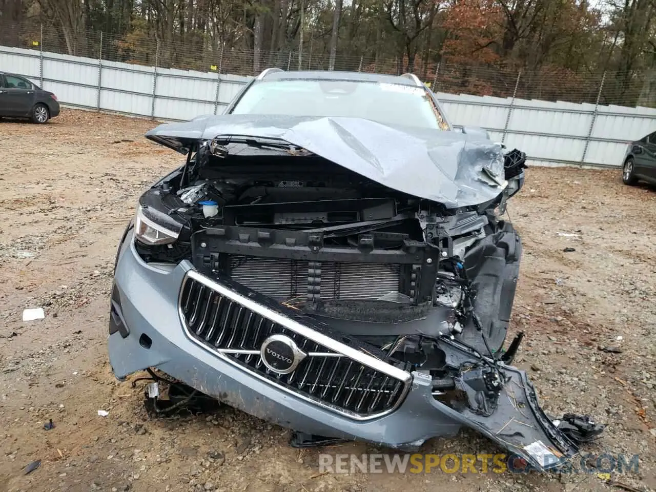 5 fotografías del automóvil dañado YV4L12UN4P2078384 VOLVO XC40 PLUS 2023