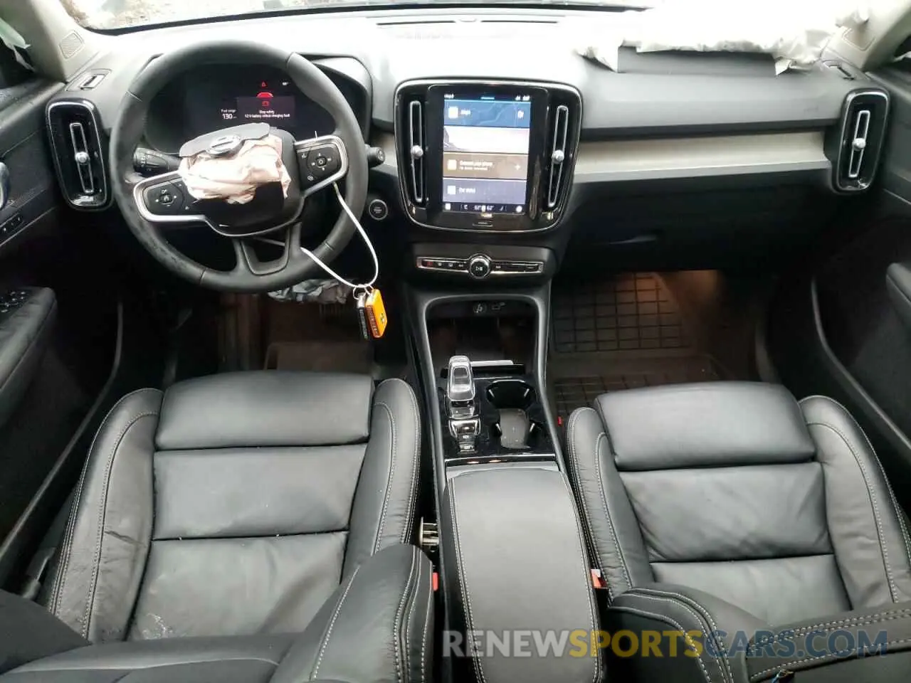8 fotografías del automóvil dañado YV4L12UN4P2078384 VOLVO XC40 PLUS 2023