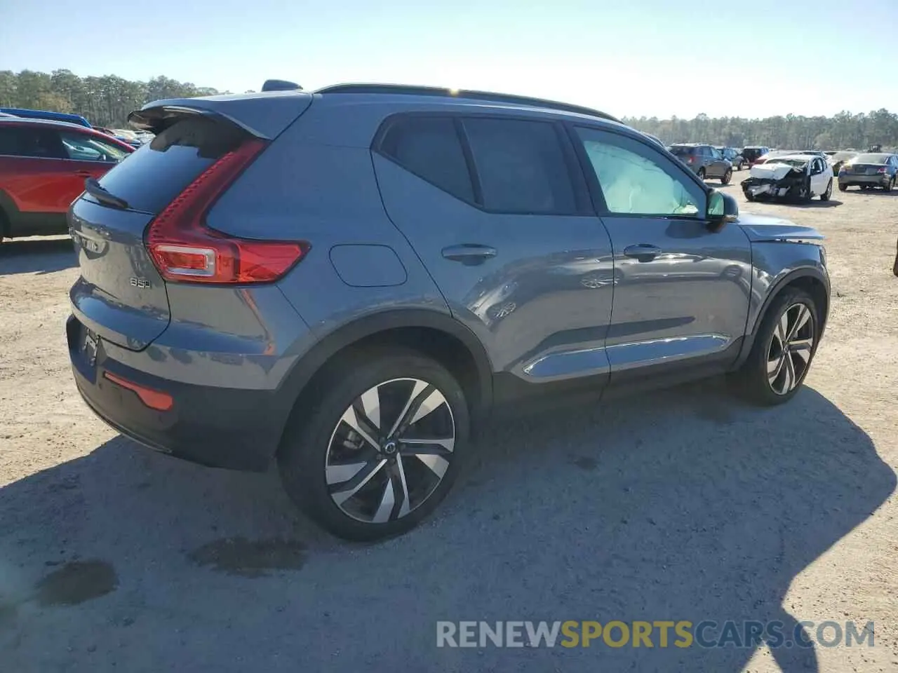 3 fotografías del automóvil dañado YV4L12UW3P2071984 VOLVO XC40 PLUS 2023