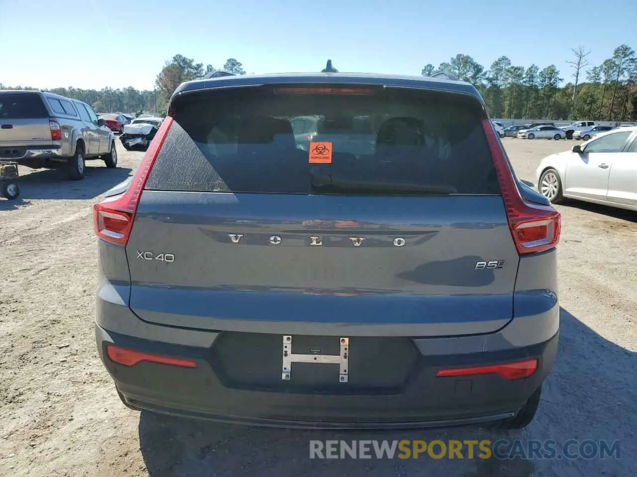 6 fotografías del automóvil dañado YV4L12UW3P2071984 VOLVO XC40 PLUS 2023